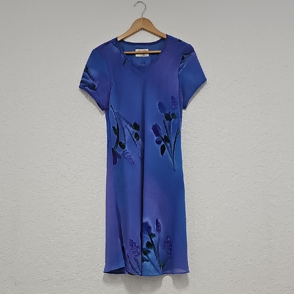 Elegant Blue Floral Dress